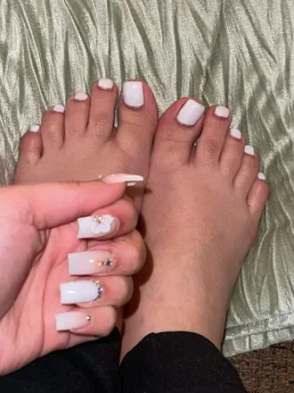 OnlyFans cuenta smallfeetbyli avatar 1