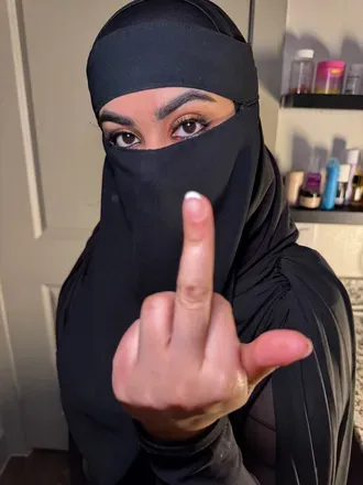 OnlyFans cuenta femdomhijabi avatar 1