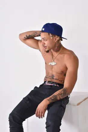 OnlyFans account  rariboyspin avatar 1