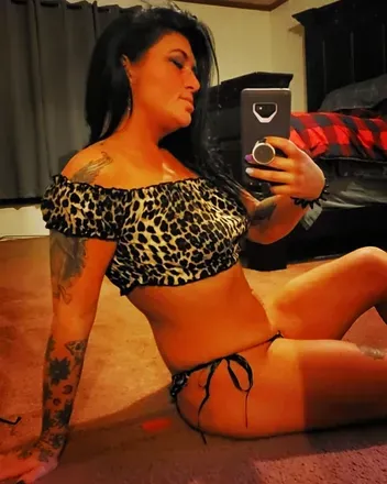 OnlyFans cuenta momsnightout1982 avatar 1