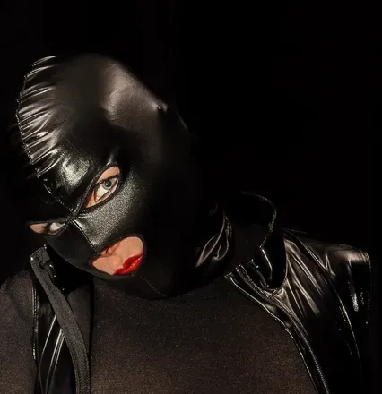 OnlyFans cuenta kinkyladymask avatar 1