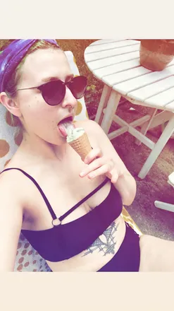 OnlyFans account  ladyhugglebunnyfree previous_avatars_1 3