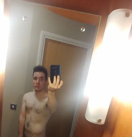 OnlyFans cuenta u28679662 header 2