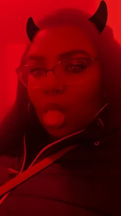 OnlyFans cuenta chocolatethickkkkyyyy97 header 2