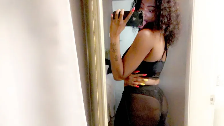 OnlyFans account  poohbaby22 header 2