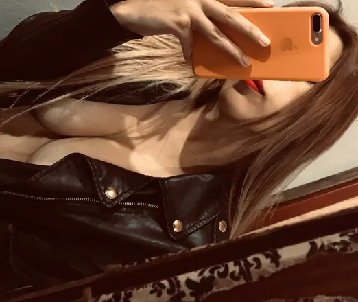 OnlyFans cuenta aagusxxx header 2