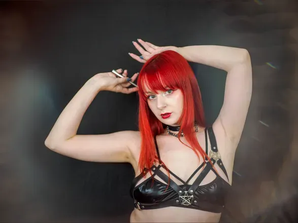 OnlyFans cuenta princess_diss header 2