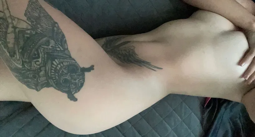 OnlyFans cuenta shesmokesjoints header 2