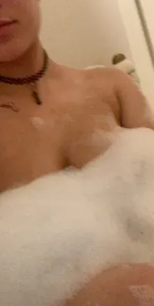 OnlyFans account  em_the_bratty_princess header 2