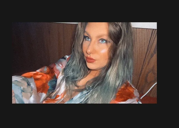 OnlyFans cuenta royalrebelvip header 2