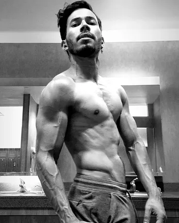 OnlyFans cuenta isarthur header 2