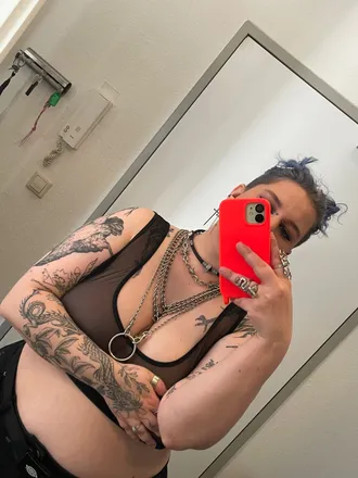 OnlyFans cuenta canyousmelltherosemary header 2