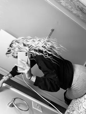 OnlyFans cuenta officiallyssa header 2