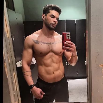 OnlyFans cuenta lucasfoxxx header 2