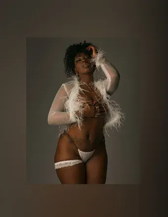 OnlyFans cuenta darklyb3autiful avatar 1