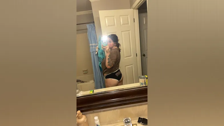 OnlyFans cuenta honeeybee22 header 2