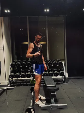 OnlyFans account  sixfoot333 header 2