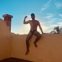 OnlyFans cuenta maleskinn avatar 1