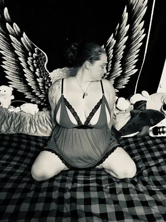 OnlyFans cuenta foxxymomma4u header 2