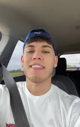 OnlyFans cuenta pocketpapo avatar 1