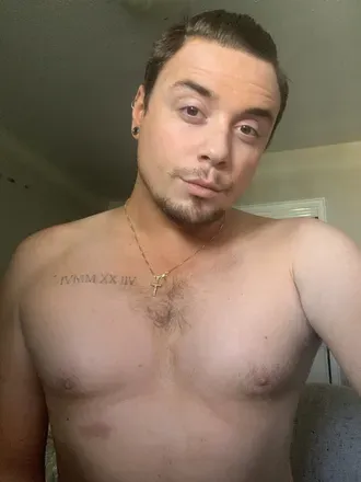OnlyFans account  tkhurst header 2