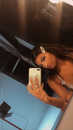 OnlyFans cuenta omgtania header 2