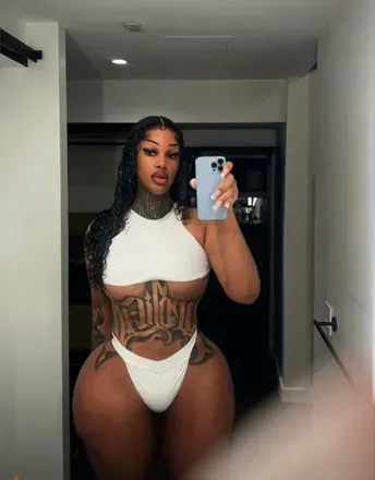 OnlyFans cuenta thesuamuva avatar 1