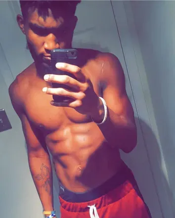 OnlyFans cuenta kingsmuv3 avatar 1