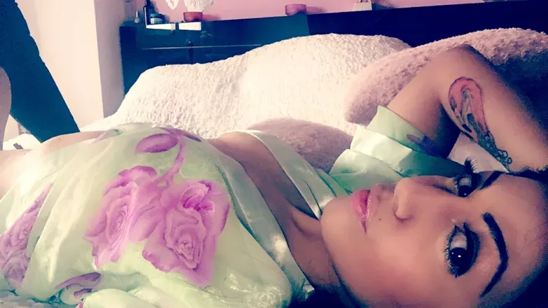 OnlyFans cuenta madamecatier header 2