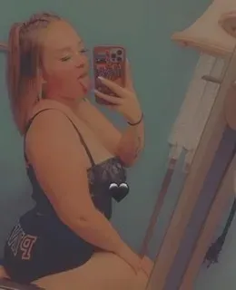 OnlyFans cuenta smellmycupcake header 2