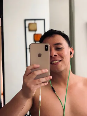 OnlyFans cuenta parisputo avatar 1