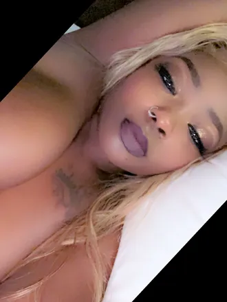 OnlyFans cuenta expensivehabits365 header 2