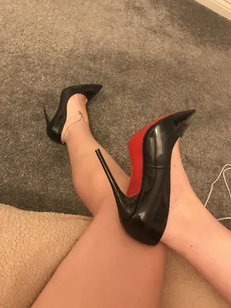OnlyFans cuenta shoegoddesskay header 2