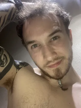 OnlyFans cuenta levifree header 2