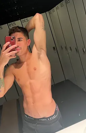 OnlyFans cuenta theriki avatar 1