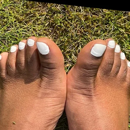 OnlyFans cuenta choco-drizzledtoes header 2