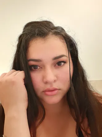OnlyFans cuenta leahleela header 2