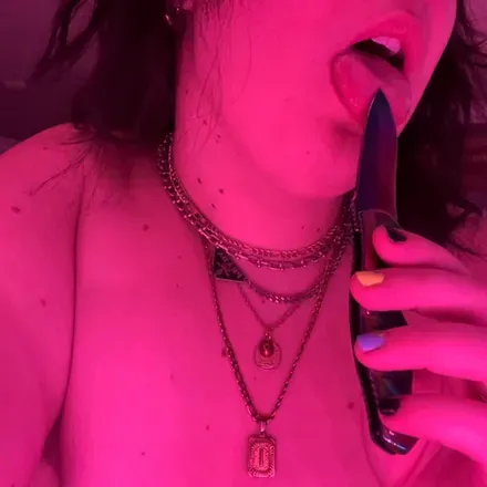OnlyFans cuenta ellaaaa420 avatar 1