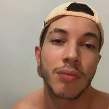 OnlyFans cuenta garottocurioso avatar 1