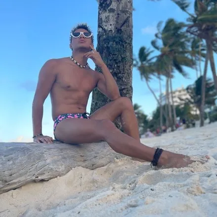 OnlyFans cuenta boywild_ header 2