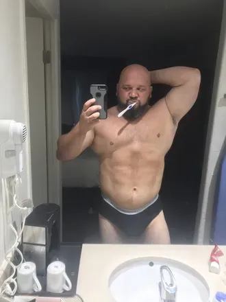OnlyFans cuenta beardedbeast55 avatar 1
