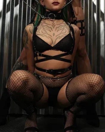 OnlyFans account  nefariousashley avatar 1