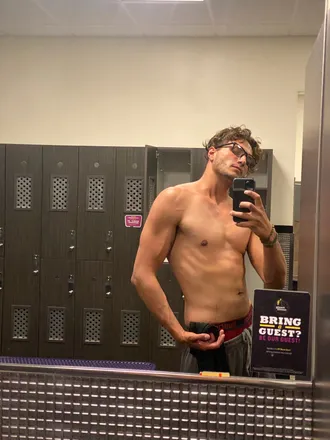 OnlyFans account  drew_and21 header 2