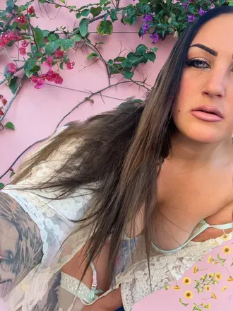 OnlyFans cuenta umerikanbarbie header 2