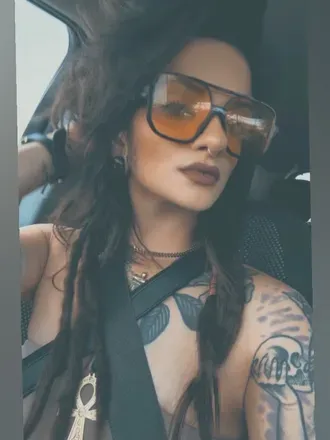 OnlyFans account  arckeyanne avatar 1