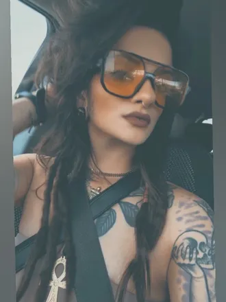 OnlyFans of arckeyanne