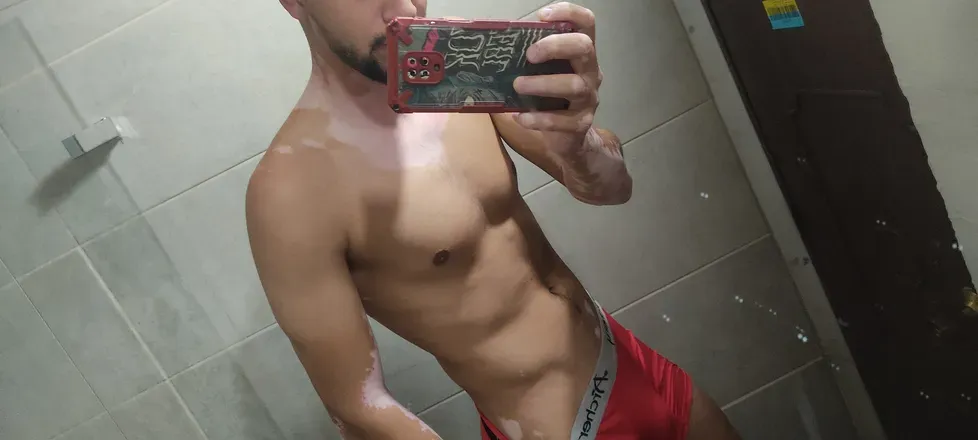 OnlyFans cuenta juancamilo93 avatar 1