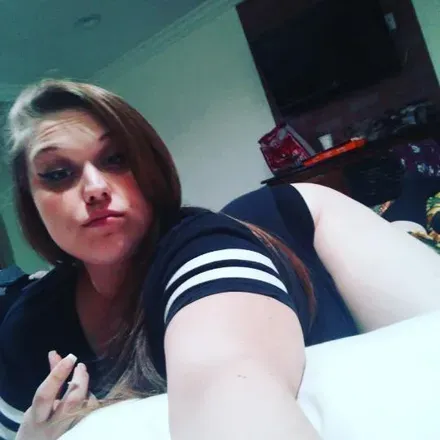 OnlyFans cuenta queenpunpun header 2