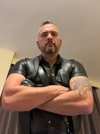 OnlyFans cuenta englishleathermaster avatar 1
