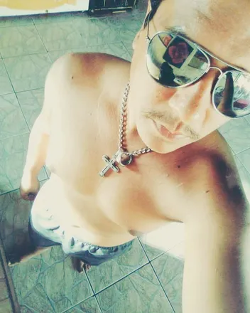 OnlyFans cuenta vickysaints header 2